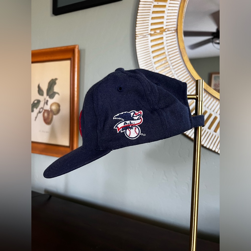 Boston Red Sox Adjustable Hat - Picture 2 of 7